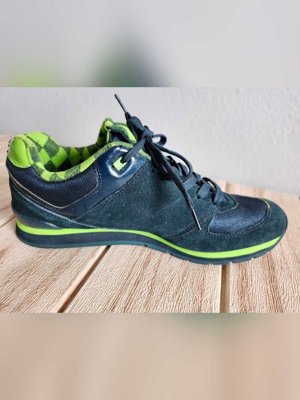 Frontline FL10 Dance Sneakers Black Navy  and Electric Green Women's 9.5